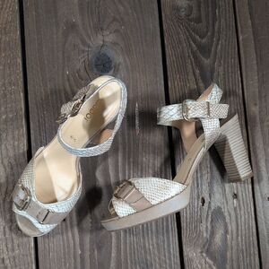 NWOT Gabor Taupe Snakeskin Heeled Sandals 8.5